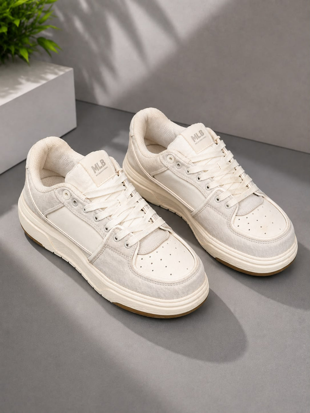 MLB Classic White Casual Sneakers